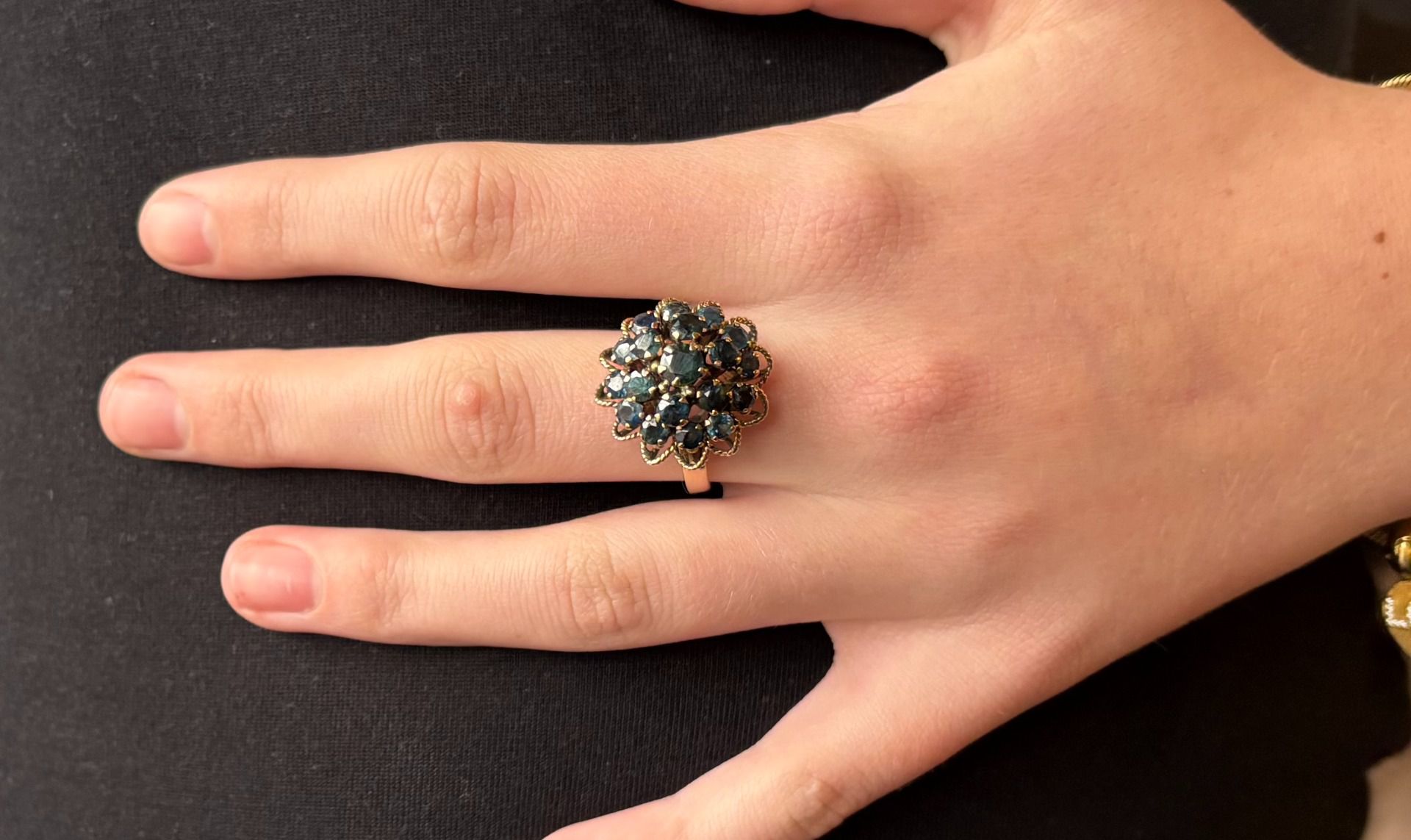 Vintage Gold Cocktail Ring with Blue-Green Sapphire Look – Handmade & Unique Collector's Item